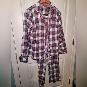Macy's family pj, woman's size medium 100% cotton